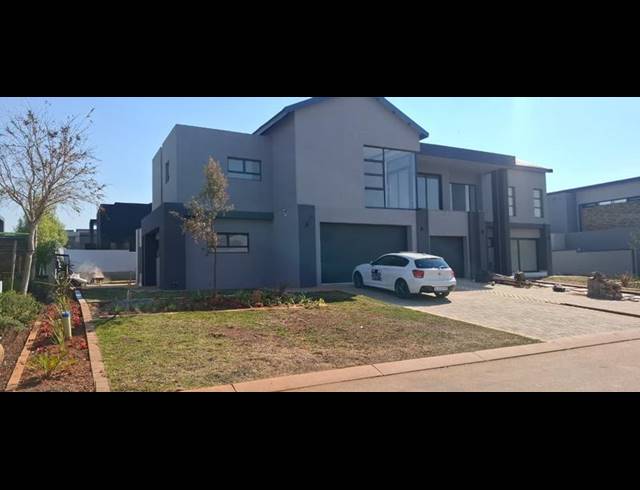 5 BEDROOM HOUSE FOR SALE IN SERENGETI LIFESTYLE ESTATE